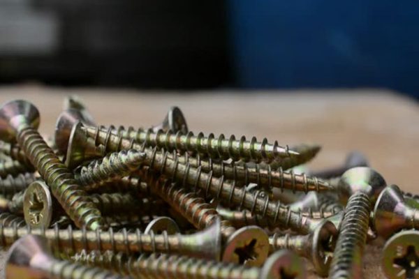 screw